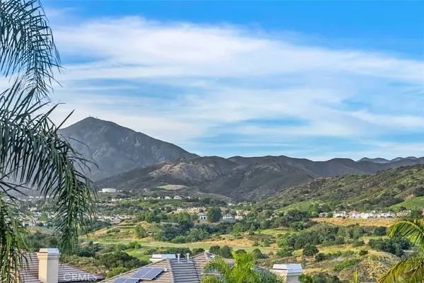 14 Thorn Oak, Rancho Santa Margarita, CA 92679