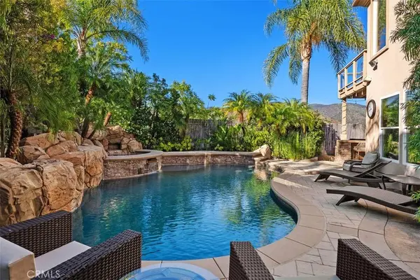 10 Thorn Oak, Rancho Santa Margarita, CA 92679