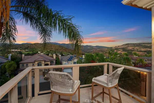 10 Thorn Oak, Rancho Santa Margarita, CA 92679