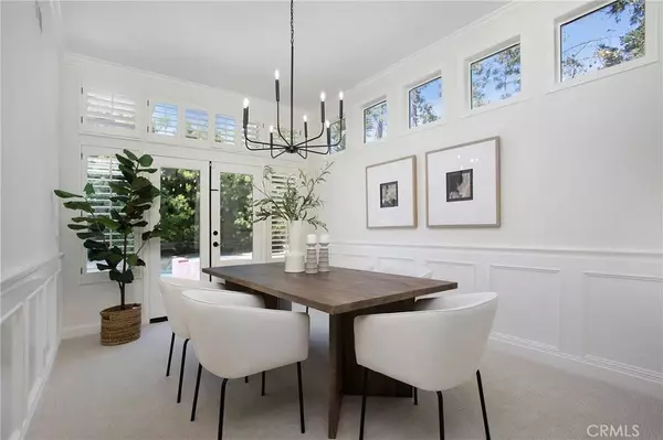 25 Santa Maria, Lake Forest, CA 92610