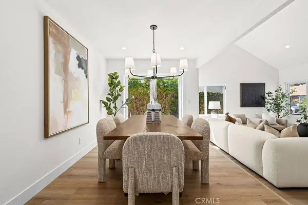 937 Carnation, Costa Mesa, CA 92626