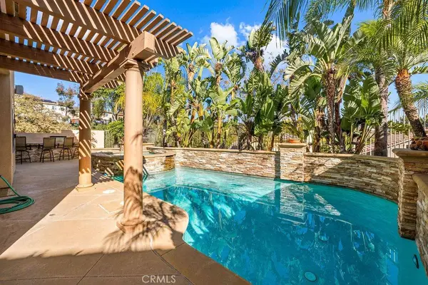 36 Via Perico, Rancho Santa Margarita, CA 92688
