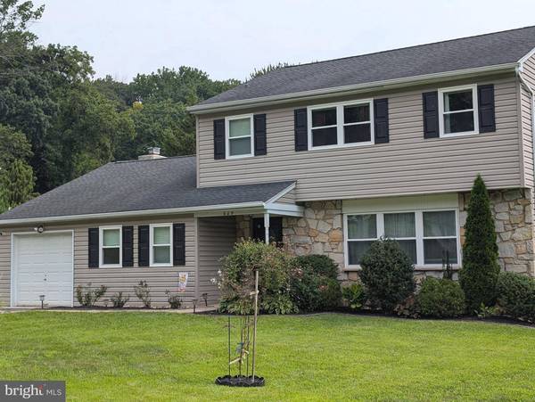 609 NORMA DR