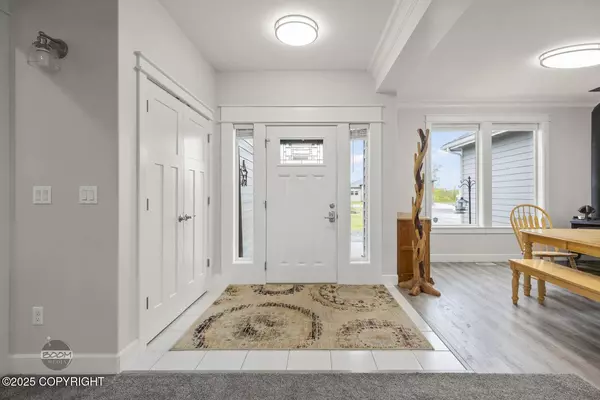 2611 W Angela DR, Wasilla, AK 99654