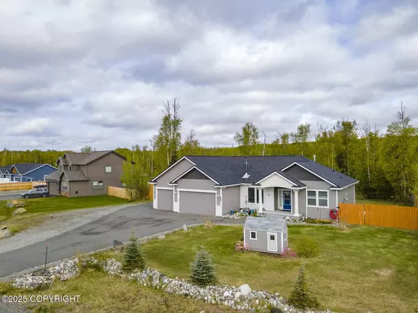 2611 W Angela DR, Wasilla, AK 99654