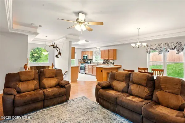 10591 Chain of Rock ST, Eagle River, AK 99577