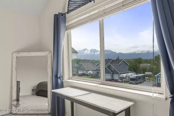 1968 S Paddock DR, Wasilla, AK 99654