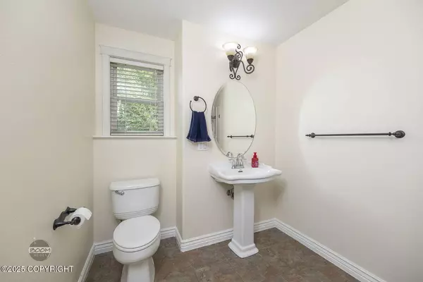 1968 S Paddock DR, Wasilla, AK 99654