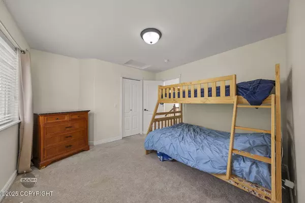 1968 S Paddock DR, Wasilla, AK 99654