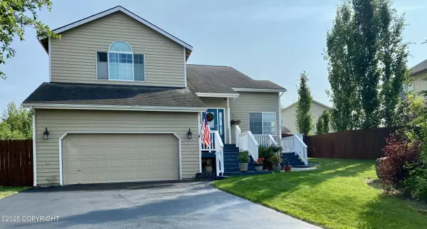 16422 Ondola CIR, Eagle River, AK 99577