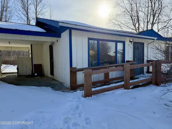 674 W Fern AVE, Palmer, AK 99645