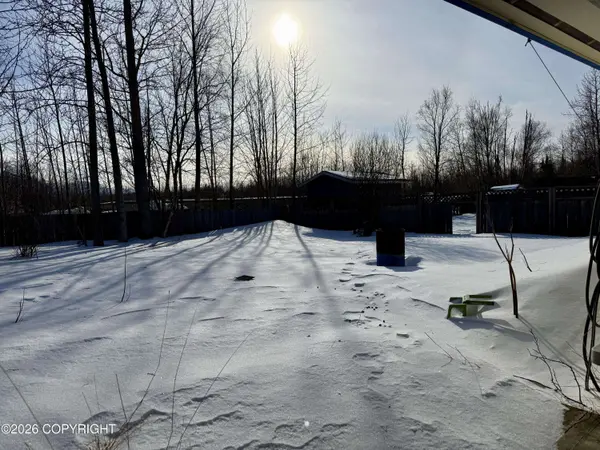 674 W Fern AVE, Palmer, AK 99645