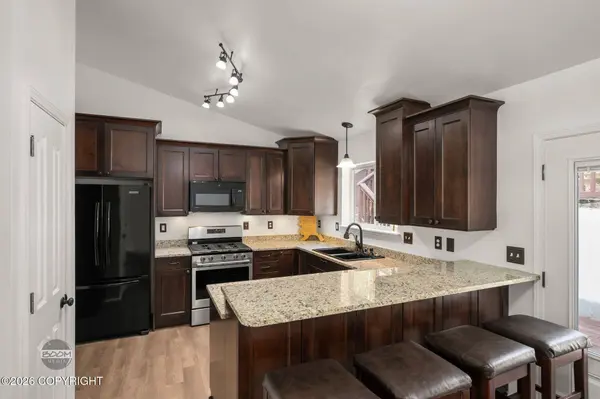 18809 Danny DR, Eagle River, AK 99577