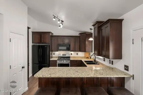 18809 Danny DR, Eagle River, AK 99577