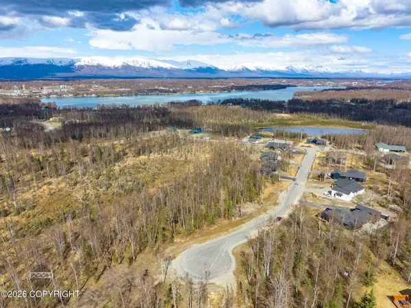 1771 S Corwin LN, Wasilla, AK 99654