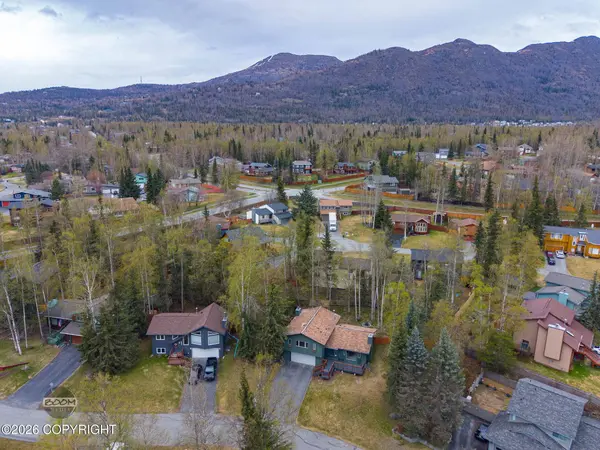 9605 St George CIR, Eagle River, AK 99577