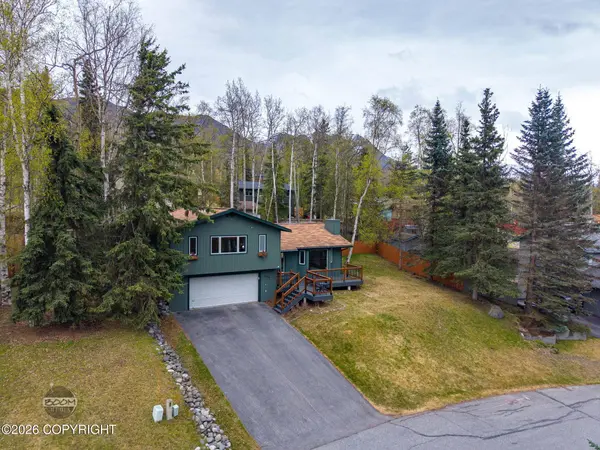 9605 St George CIR, Eagle River, AK 99577
