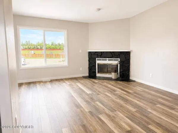 8050 Pioneer DR #1705, Anchorage, AK 99504