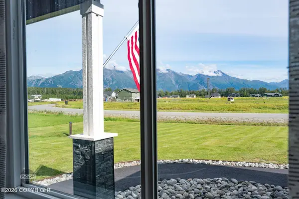 5224 S Sisters ST, Palmer, AK 99645