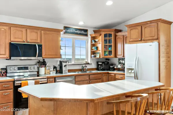 14124 W Millers Ridge RD, Houston, AK 99694