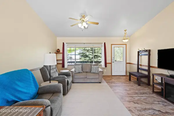 1210 S Rebecca DR, Palmer, AK 99645