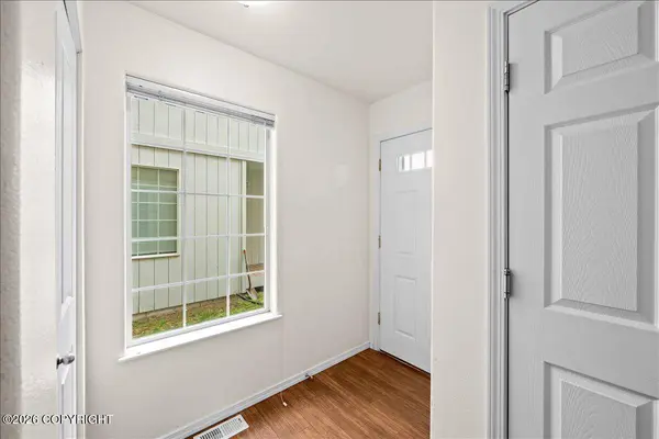 5775 Sapphire LOOP 38B, Anchorage, AK 99504