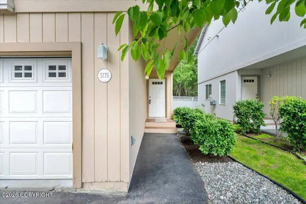 5775 Sapphire LOOP 38B, Anchorage, AK 99504