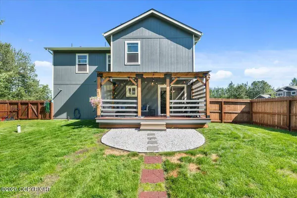 678 N Sandbar CIR, Palmer, AK 99645
