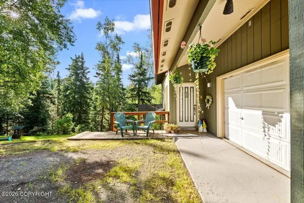 4700 Rabbit Creek RD, Anchorage, AK 99516