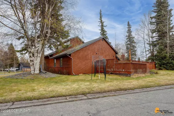 3011 AMBER BAY LOOP, Anchorage, AK 99515