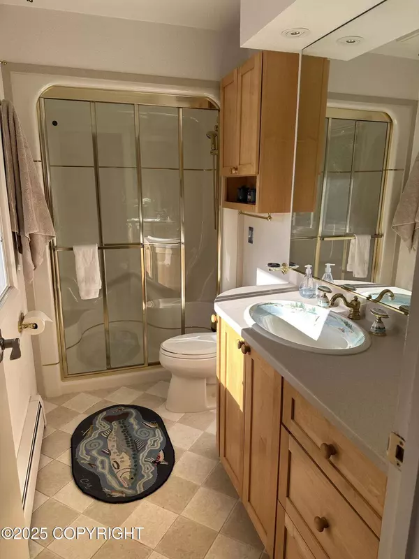 13120 Saunders RD, Anchorage, AK 99516