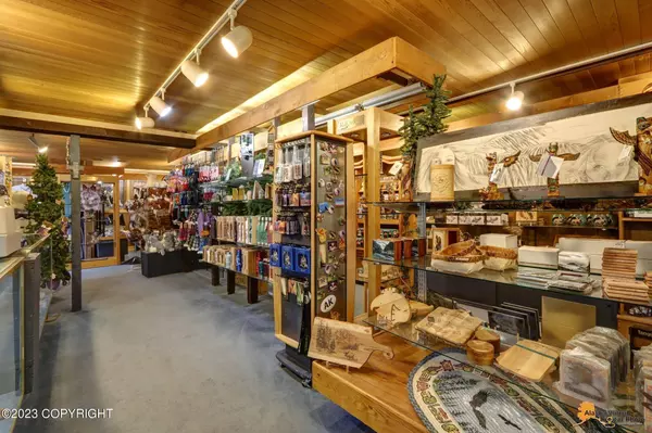 401 Portage Glacier LOOP, Girdwood, AK 99587