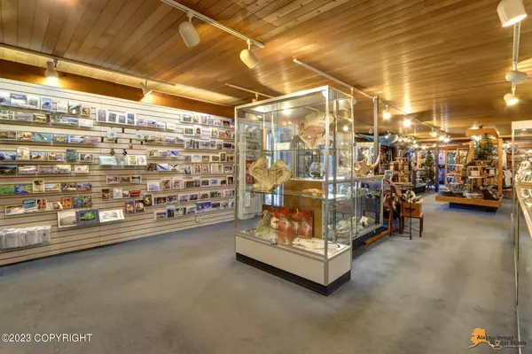 401 Portage Glacier LOOP, Girdwood, AK 99587