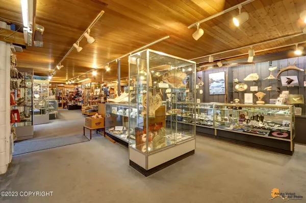 401 Portage Glacier LOOP, Girdwood, AK 99587