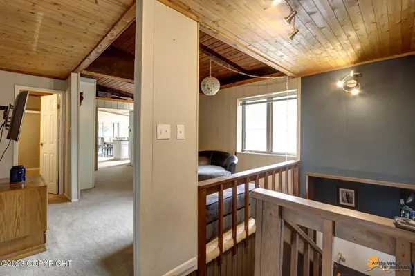 401 Portage Glacier LOOP, Girdwood, AK 99587