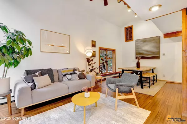 275 Hottentot Mine RD, Girdwood, AK 99587