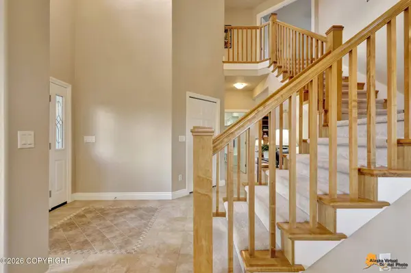 7102 THERESA MAE CIR, Anchorage, AK 99507