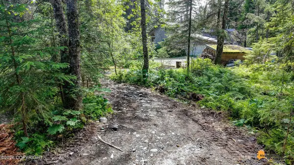 1917 Alyeska HWY, Girdwood, AK 99587