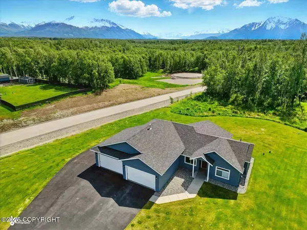 7770 E Sandstone DR, Wasilla, AK 99654