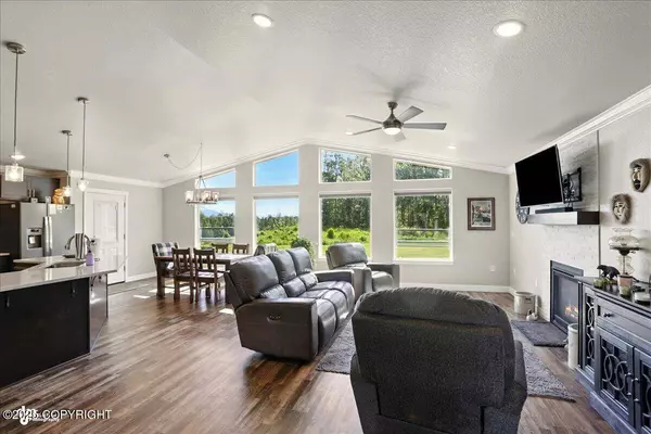 7770 E Sandstone DR, Wasilla, AK 99654