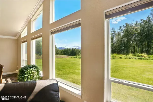 7770 E Sandstone DR, Wasilla, AK 99654