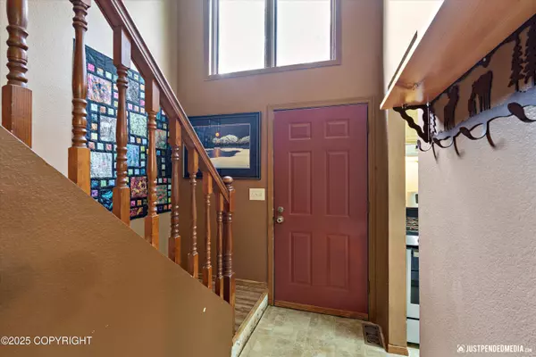 7409 S Timberview DR, Wasilla, AK 99623