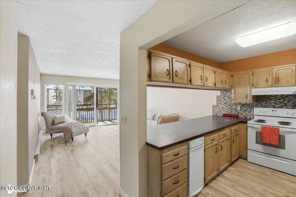 400 W 76th AVE #212, Anchorage, AK 99518