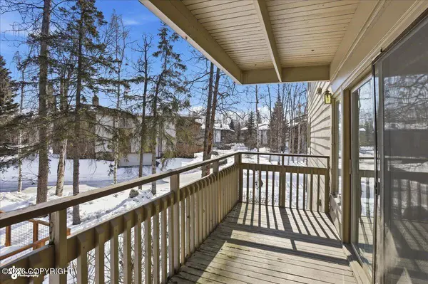 400 W 76th AVE #212, Anchorage, AK 99518