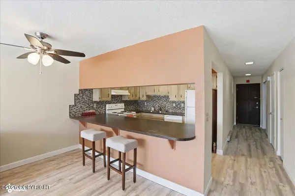 400 W 76th AVE #212, Anchorage, AK 99518