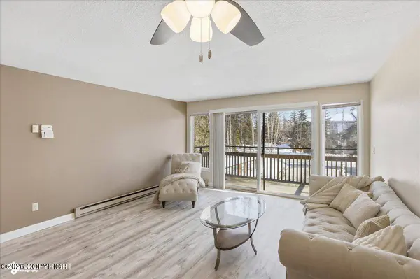 400 W 76th AVE #212, Anchorage, AK 99518