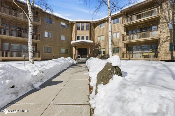 400 W 76th AVE #212, Anchorage, AK 99518