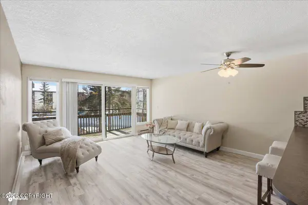 400 W 76th AVE #212, Anchorage, AK 99518