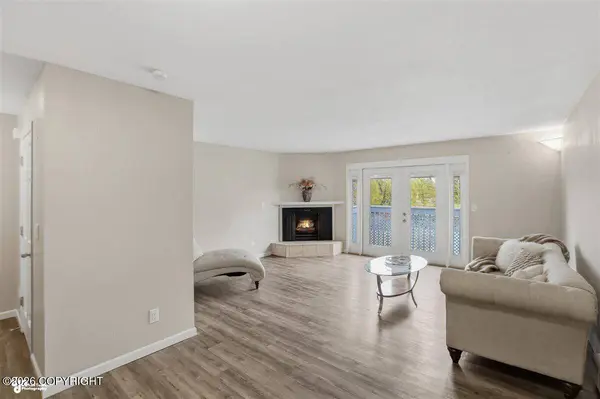 400 E 24th AVE #11, Anchorage, AK 99503