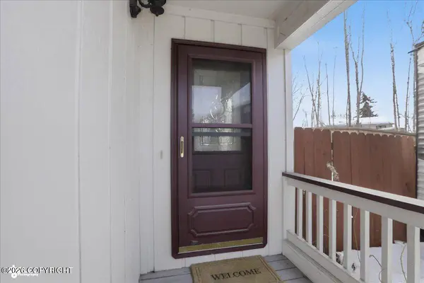 6830 All Star CIR, Anchorage, AK 99504
